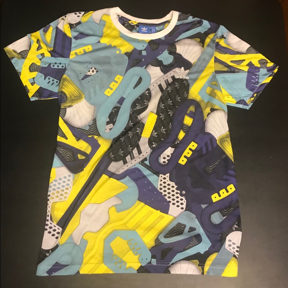 🚩🚩Sold on Mercari🚩🚩🔥Adidas Originals T-Shirt